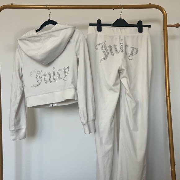 Juicy Couture Pants - Juicy Couture White Pants & Hoodie Set